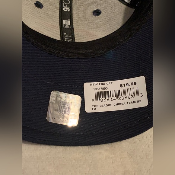 Chicago Bears hat with Sticker Tags - Picture 8 of 10